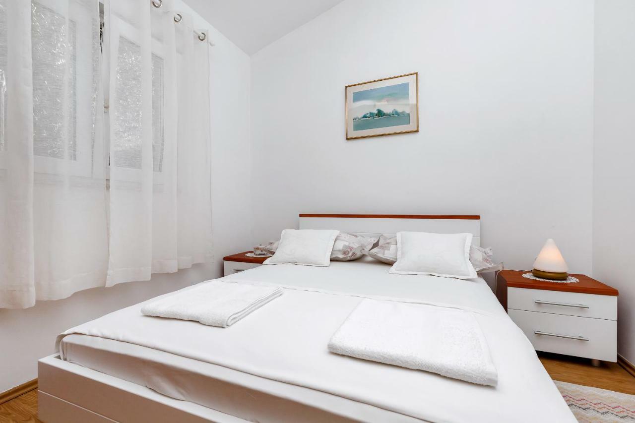 Apartment Kate-Few Minutes From Beach Makarska Buitenkant foto